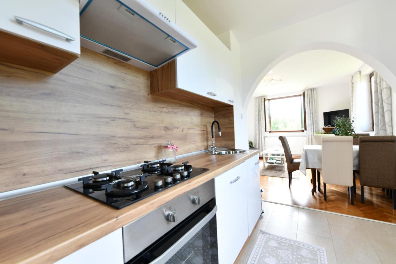Apartment Mladen Rastovača Extérieur photo