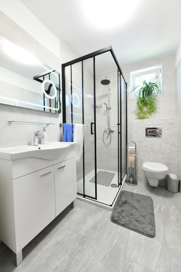Apartment Mladen Rastovača Extérieur photo