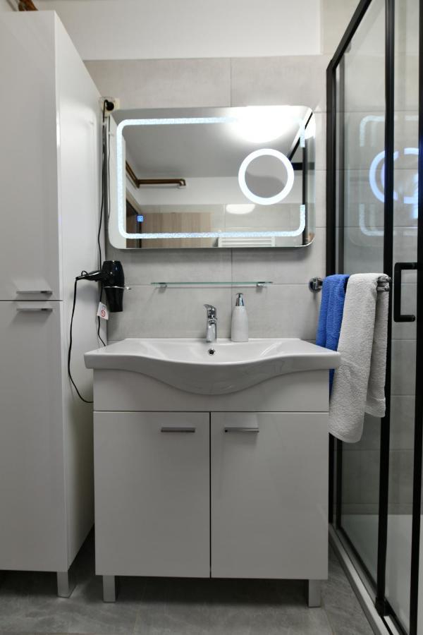 Apartment Mladen Rastovača Extérieur photo