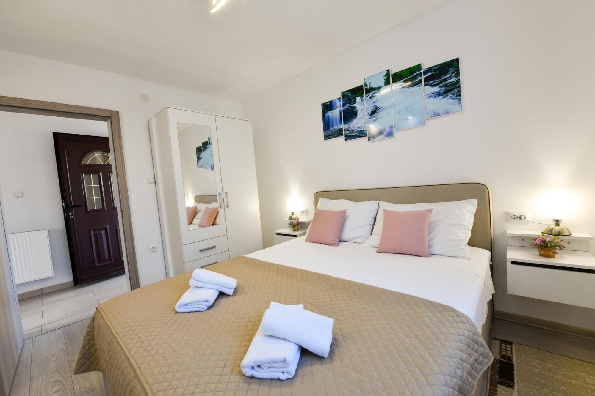 Apartment Mladen Rastovača Extérieur photo