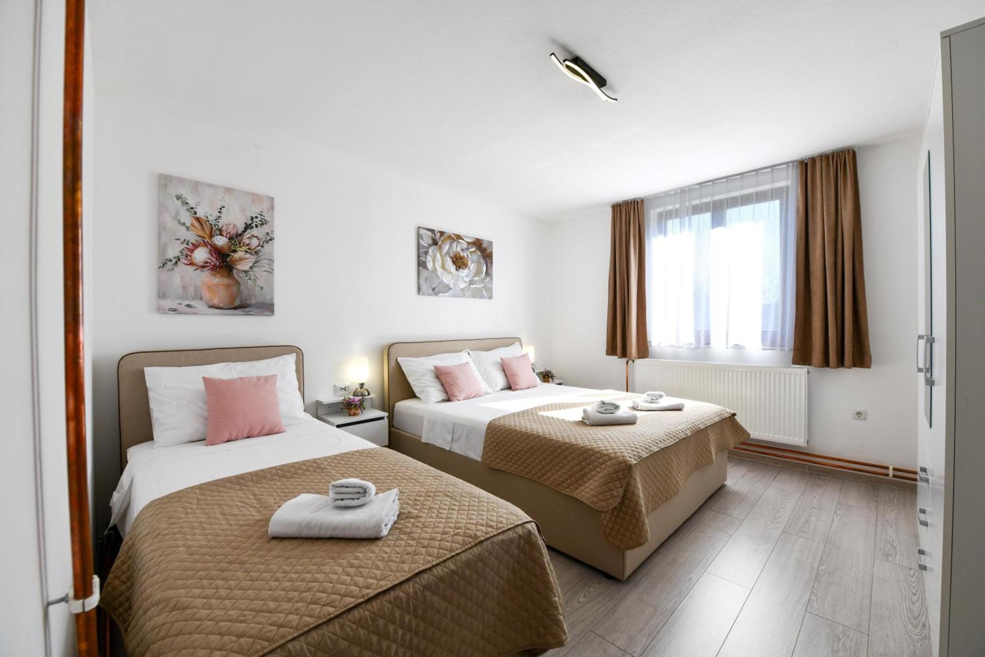 Apartment Mladen Rastovača Extérieur photo