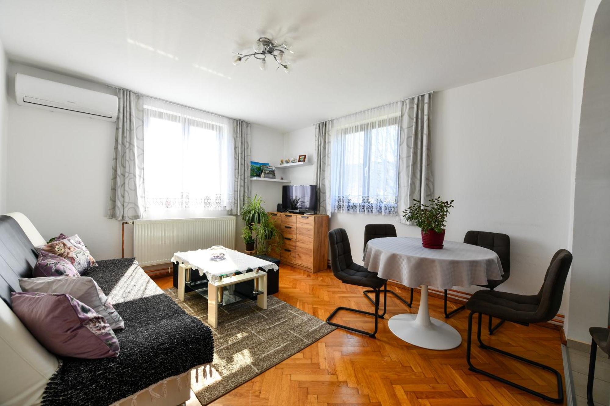 Apartment Mladen Rastovača Extérieur photo